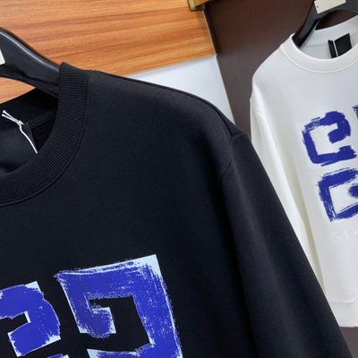 Givenchy sweatshirt — 4