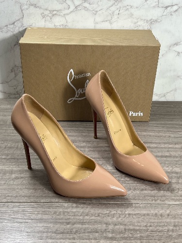Christian Louboutin nude patent leather Kate 100 mm stiletto pumps
