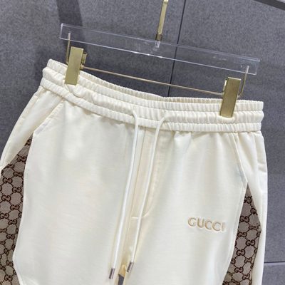 Gucci shorts — 3