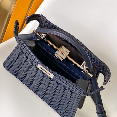 Fendi Peekaboo ISeeU handbag (T) — 5