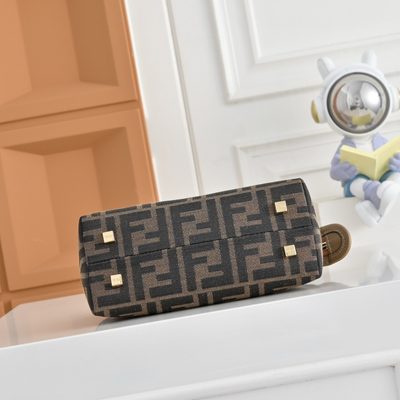 Fendi By The Way handbag (T) — 5