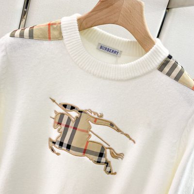 Burberry wool-cashmere crewneck sweater — 3