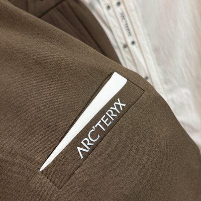 Arcteryx brown matching set featuring a zip-up jacket and wide-leg trousers — 8