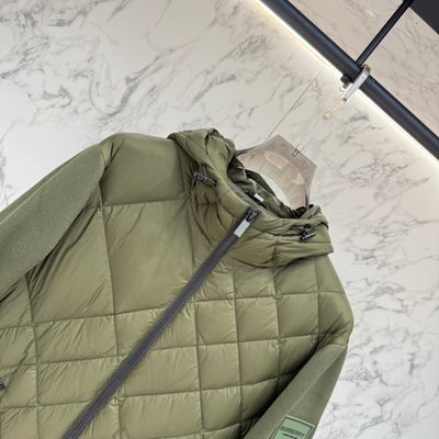 Burberry hooded jacket — 4
