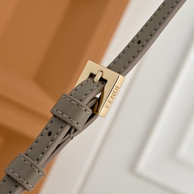 Fendi Baguette Wallet on Chain (T) — 5