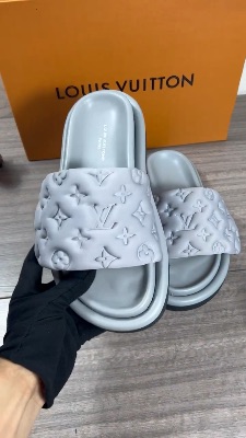 Louis Vuitton Pool Pillow comfort mules — 5