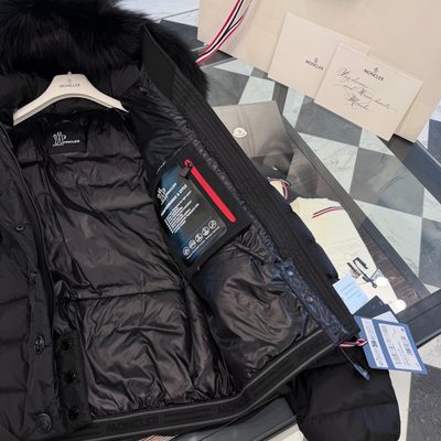 Moncler Grenoble Women's Beverly Short Puffer Jacket — 8