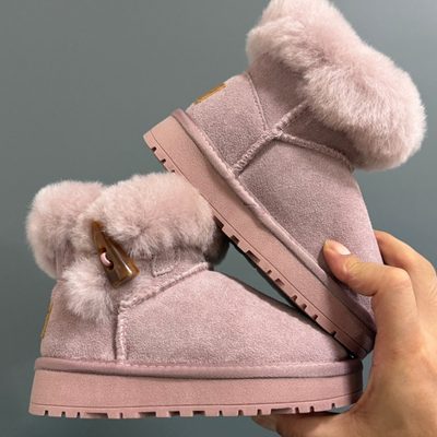 UGG Classic Mini Fluff BOOTS — 9