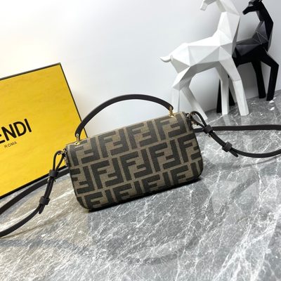 Fendi Baguette Bag (T) — 4