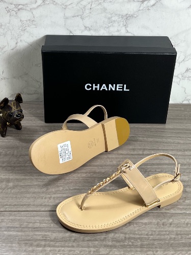 Chanel Lambskin Chain CC Logo Thong Sandals — 4
