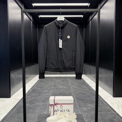 Moncler quilted down gilet — 4