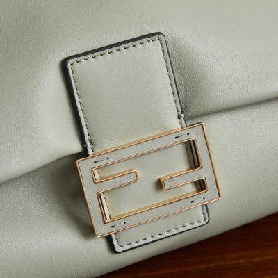 Fendi Mamma Baguette shoulder bag (T) — 5