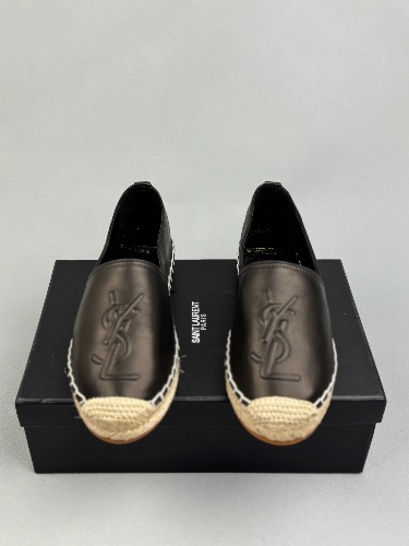 Saint Laurent black leather espadrilles with an embossed interlocking logo — 3