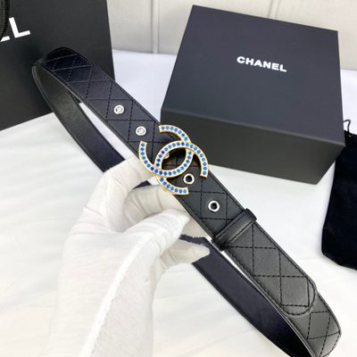 Chanel quilted black leather belt featuring a silver CC logo buckle — 6
