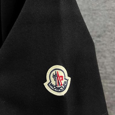 Moncler T-shirt — 8