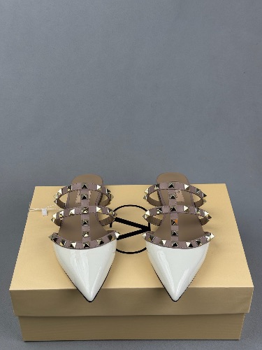 Valentino Garavani Rockstud flat mules — 3