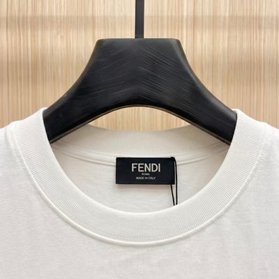 Fendi T-shirt — 3
