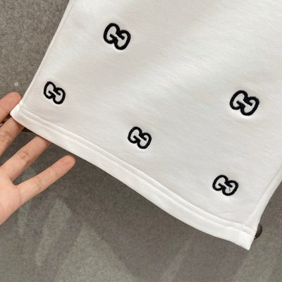 Gucci shorts — 8