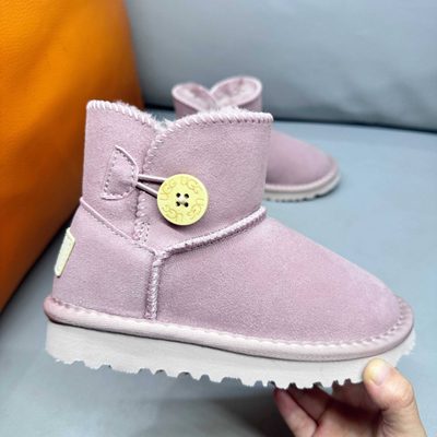 UGG-style short winter boots — 8
