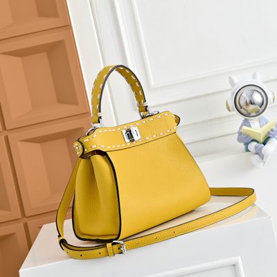 Fendi Peekaboo ISeeU handbag (T) — 3