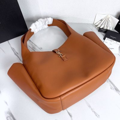 Saint Laurent Le 5 à 7 Bea tote bag — 4