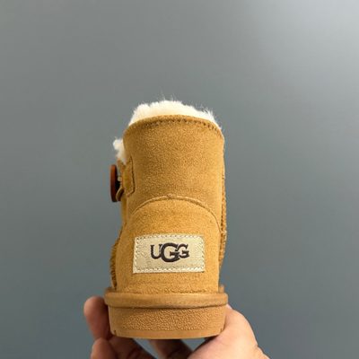 UGG Bailey Button style or similar children's and adult snow-boot — 7