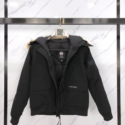 Canada Goose Women's Chilliwack Bomber Jacket — 4