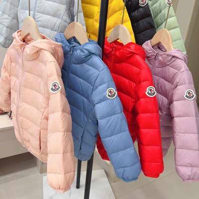 Moncler Enfant navy blue hooded down puffer jacket — 8