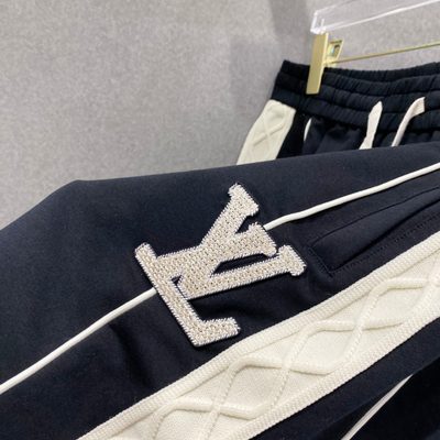 Louis Vuitton men's shorts — 9