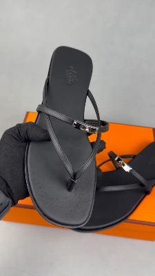 Hermès Chiypre chevre velours flat sandals — 5