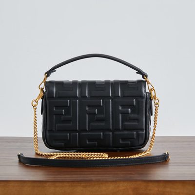 Fendi Baguette bag (T) — 3