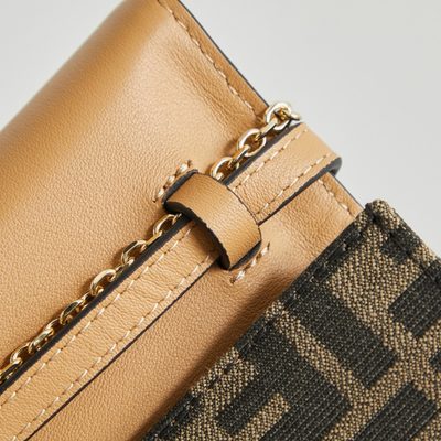 Fendi Wallet On Chain Baguette (T) — 8