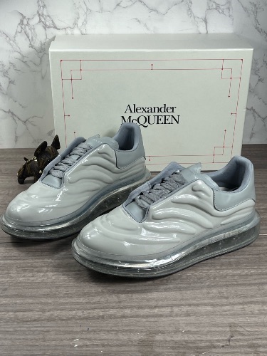 Alexander McQueen Oversized sneakers — 3