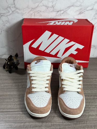 Nike Dunk Low PRM "Medium Curry" sneakers — 3