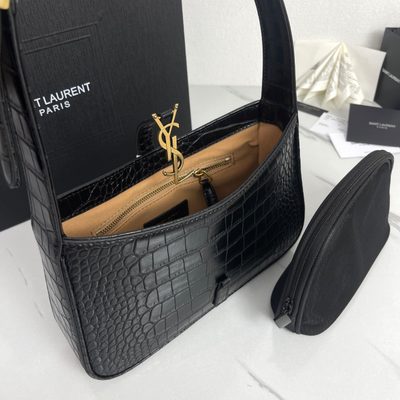Saint Laurent Le 5 À 7 Shoulder — 6