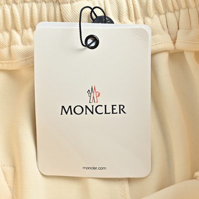 Moncler logo-appliquéd striped shorts — 6
