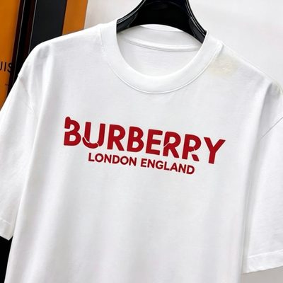 Burberry T-shirt — 3