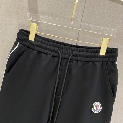 Moncler shorts — 3