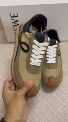 Loewe Flow Runner sneakers in beige suede and black leather — 5