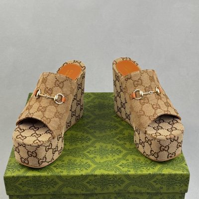 Gucci women's wedge sandals — 4