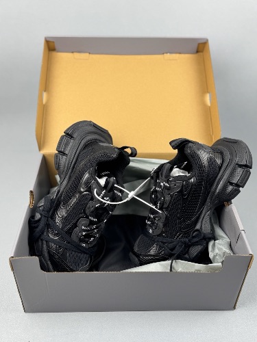 Balenciaga 3XL sneakers