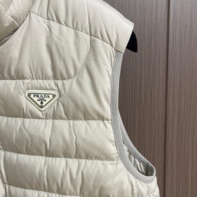 Prada Enamel-Logo Padded Gilet — 7