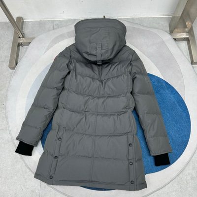 Canada Goose Women's Shelburne Parka — 6