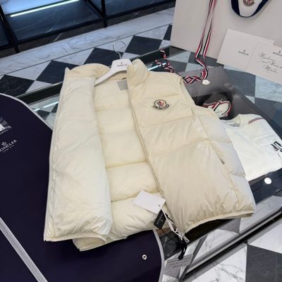 Moncler Belice Down Gilet — 6