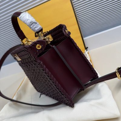 Fendi Peekaboo ISeeU bag (T) — 3