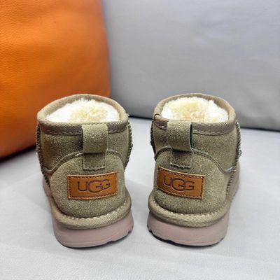 UGG Classic Ultra Mini Boots — 3