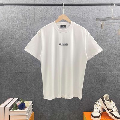 Balenciaga T-shirt — 6