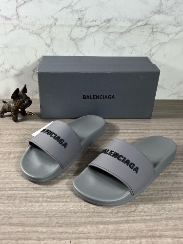 Balenciaga Pool Slides — 3