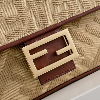 Fendi Baguette bag (T) — 3