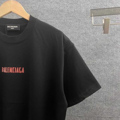 Balenciaga T-shirt — 4